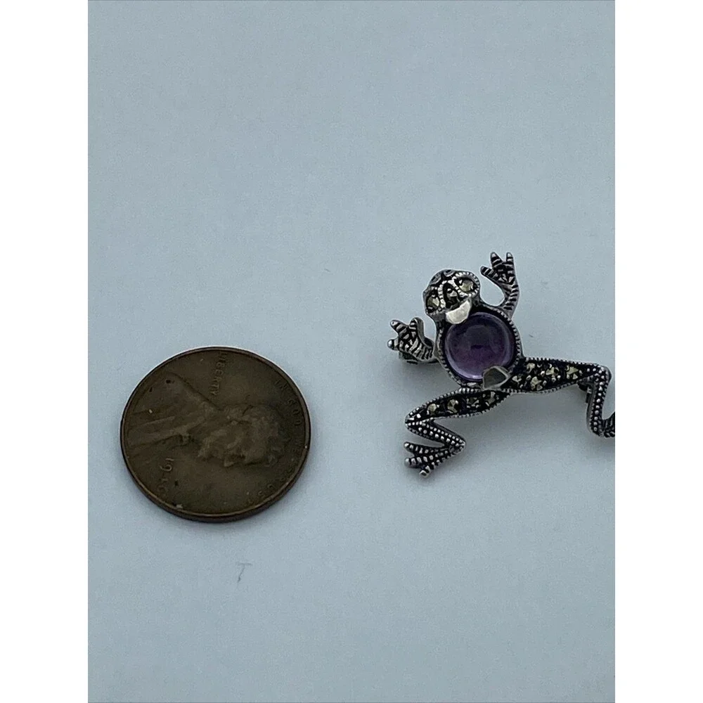 Vintage Sterling Silver Purple Amethyst and Marcasite Frog Pin Brooch